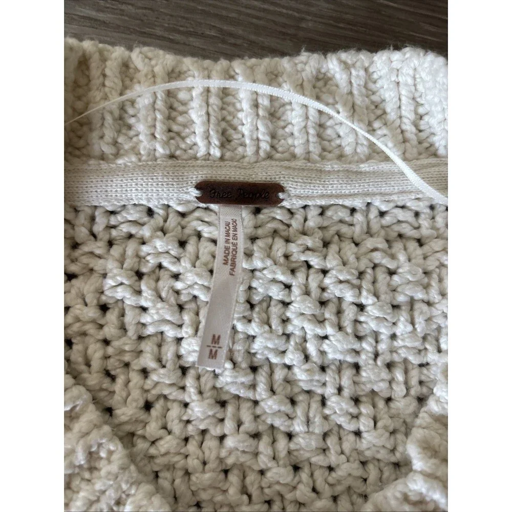 Free People Bonfire Cable Knit Crop Cardigan Sweater, Wood Buttons Ivory Cream M